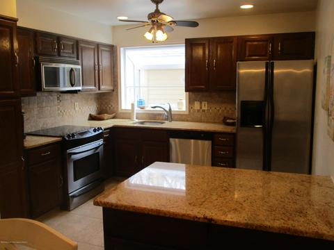 32 Maple Ln #C, Brielle, NJ 08730 photo 4
