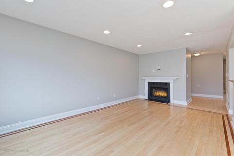 16 Arrowsmith Ct, Matawan, NJ 07747 photo 8