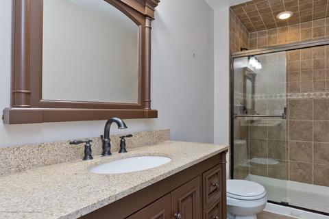 16 Arrowsmith Ct, Matawan, NJ 07747 photo 22