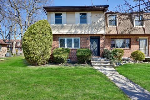 702 Christopher Ct, Brick, NJ 08724 photo 2