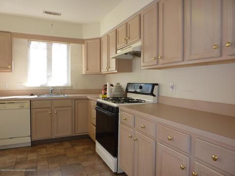 27 Cypress Point Ln, Jackson, NJ 08527 photo 15