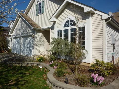 27 Cypress Point Ln, Jackson, NJ 08527 photo 2