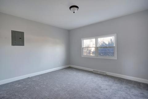 36 Appleton Dr, Hazlet, NJ 07730 photo 6