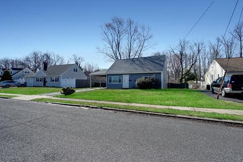 36 Appleton Dr, Hazlet, NJ 07730 photo 3