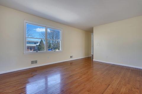 360 Delaware Dr, Brick, NJ 08723 photo 6
