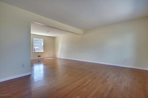 360 Delaware Dr, Brick, NJ 08723 photo 5
