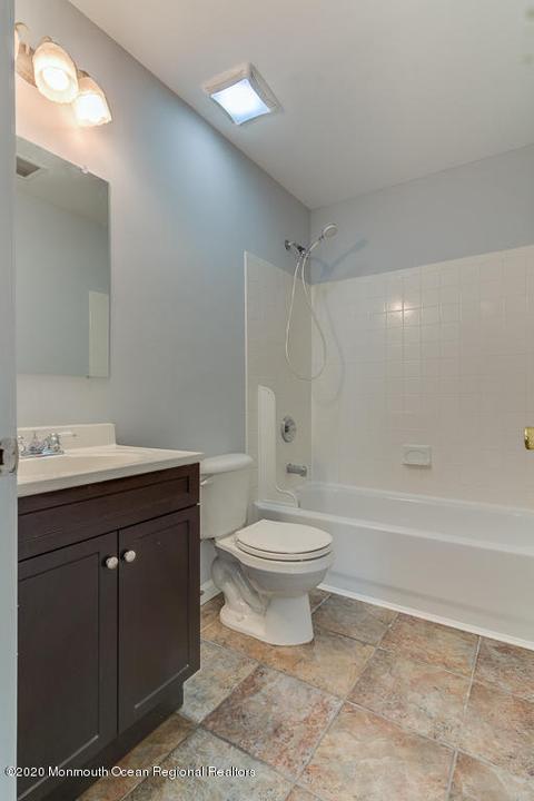 10 Tom Gray Ct, Forked River, NJ 08731 photo 11