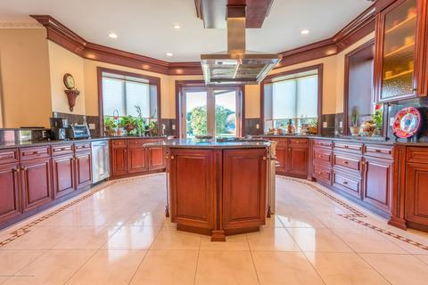 93 Five Points Rd, Colts Neck, NJ 07722 photo 13