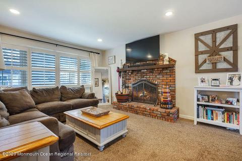 356 17th Ave, Brick, NJ 08724 photo 6
