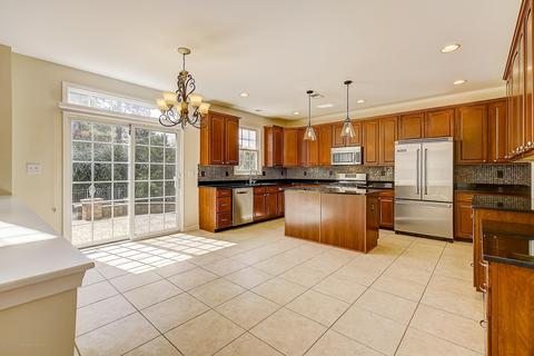 10 Trumbull Ct, Jackson, NJ 08527 photo 8
