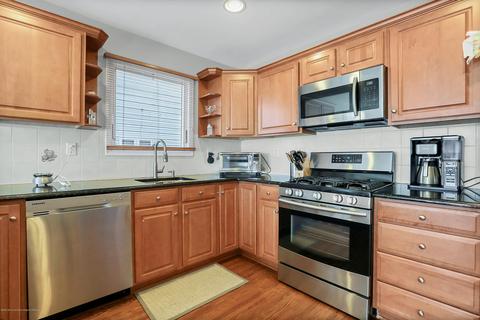 31 Mathiasen Pl, Matawan, NJ 07747 photo 19