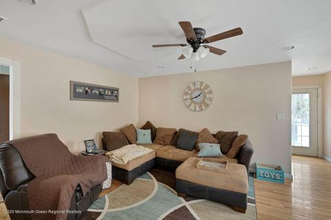 589 Vaughn Ave, Forked River, NJ 08731 photo 6