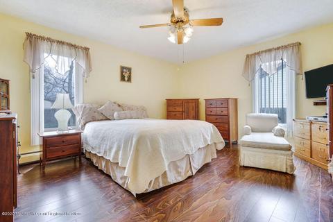 39 Birch Dr, Brick, NJ 08723 photo 10