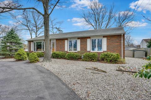 39 Birch Dr, Brick, NJ 08723 photo 2