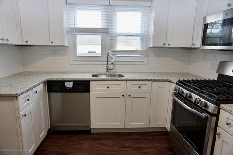 74 Nottingham Dr, Brick, NJ 08724 photo 4