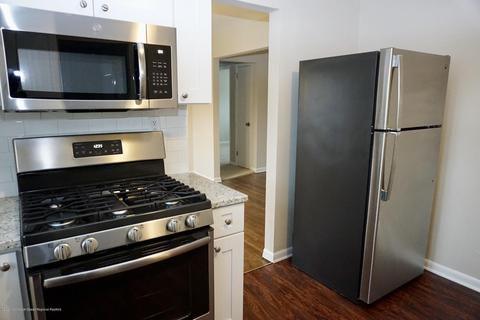 74 Nottingham Dr, Brick, NJ 08724 photo 5