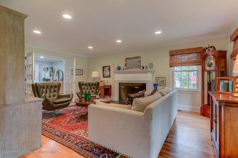 925 Teaberry Ln, Brielle, NJ 08730 photo 3