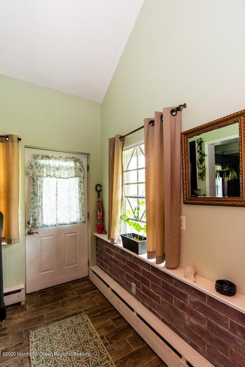 136 Lighthouse Dr, Waretown, NJ 08758 photo 9