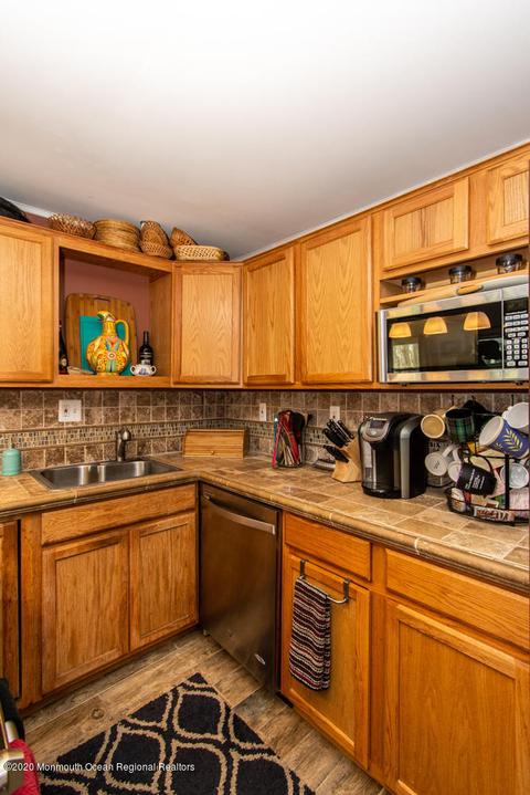 136 Lighthouse Dr, Waretown, NJ 08758 photo 18