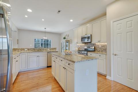 18 Aidan Ln, Jackson, NJ 08527 photo 17