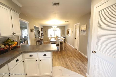 304 6th St, Waretown, NJ 08758 photo 10