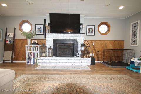 304 6th St, Waretown, NJ 08758 photo 17