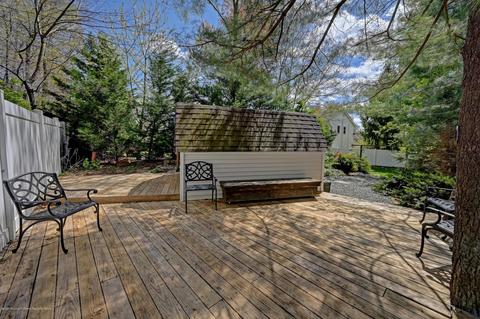 8 Sutton Ct, Matawan, NJ 07747 photo 41