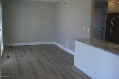 324 Wainwright St, Forked River, NJ 08731 photo 8