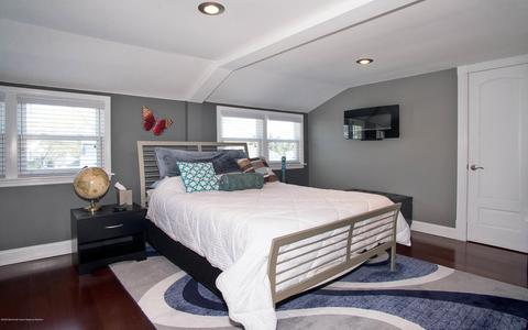 61 Harrison Pl, Parlin, NJ 08859 photo 9
