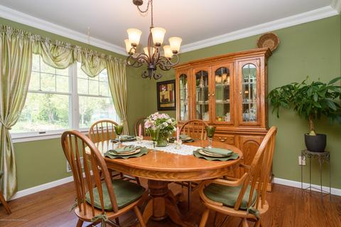 20 Marc Dr, Matawan, NJ 07747 photo 5
