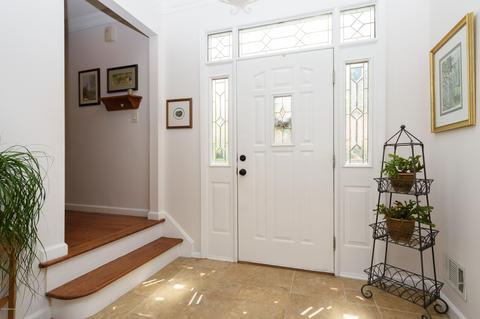 20 Marc Dr, Matawan, NJ 07747 photo 2