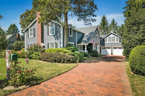 8 N Cherry Ln, Rumson, NJ 07760 photo 1