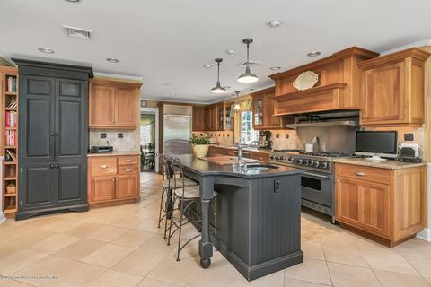 8 N Cherry Ln, Rumson, NJ 07760 photo 8