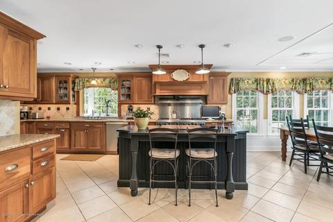 8 N Cherry Ln, Rumson, NJ 07760 photo 9