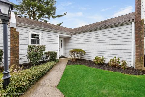 59 Maple Dr, Spring Lake Heights, NJ 07762 photo 2