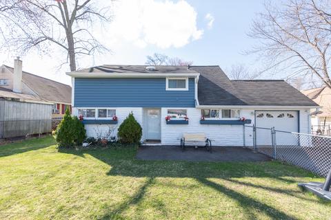 3 Farmbrook Dr, Old Bridge, NJ 08857 photo 1
