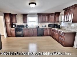 50 Middlesex Rd, Matawan, NJ 07747 photo 2