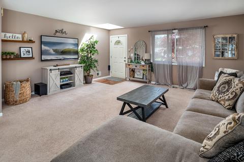 40 Maple St, Waretown, NJ 08758 photo 3