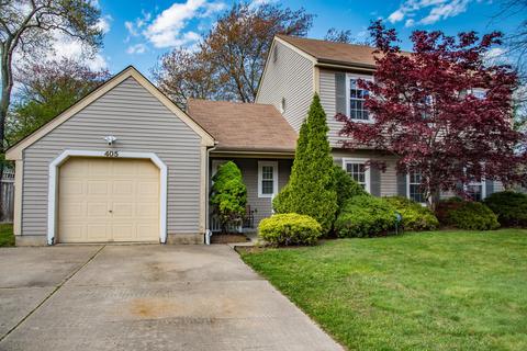 405 Clark Dr, Brick, NJ 08724 photo 2