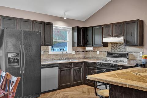 1 Chickasaw Dr, Waretown, NJ 08758 photo 11