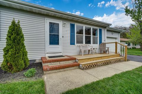 1 Chickasaw Dr, Waretown, NJ 08758 photo 5