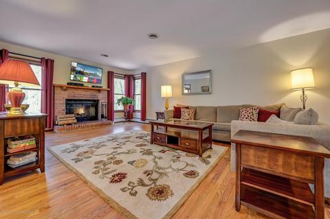 12 Knolls Dr, Jackson, NJ 08527 photo 3