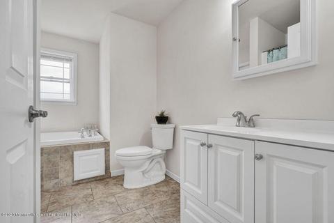145 Vanard Dr, Brick, NJ 08723 photo 31