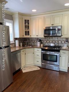159 Walnut Dr, Brick, NJ 08724 photo 6