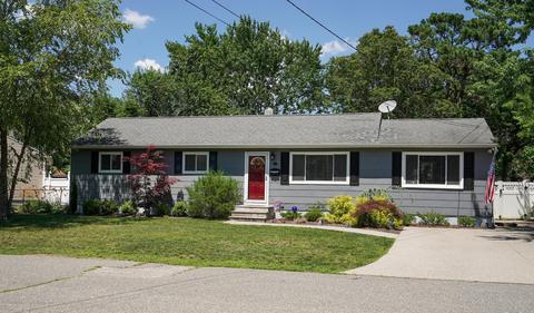 120 Rainbow Dr, Brick, NJ 08724 photo 2