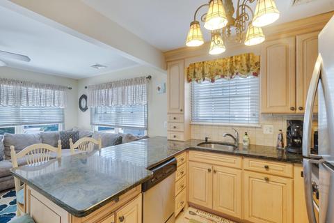 28 E Bay Way, Lavallette, NJ 08735 photo 11