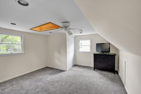 272 Buttonwood Dr, Paramus, NJ 07652 photo 18