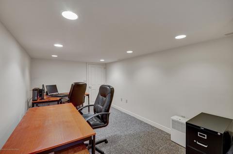 272 Buttonwood Dr, Paramus, NJ 07652 photo 24