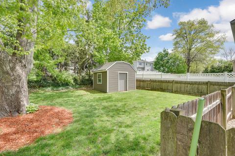 272 Buttonwood Dr, Paramus, NJ 07652 photo 36