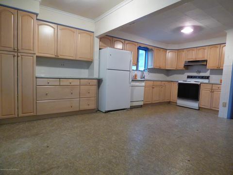 23 Walnut Dr, Howell, NJ 07731 photo 11